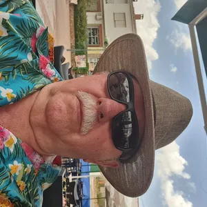 pochin's profile photo