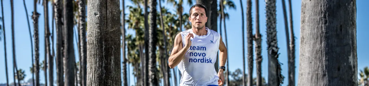 {'en': 'Athlete Benny Madrigal meets his goals despite fighting with diabetes', 'es': 'El atleta Benny Madrigal cumple sus metas pese a lucha con diabetes'} Image {'en': 'Athlete Benny Madrigal meets his goals despite fighting with diabetes', 'es': 'El atleta Benny Madrigal cumple sus metas pese a lucha con diabetes'} Image