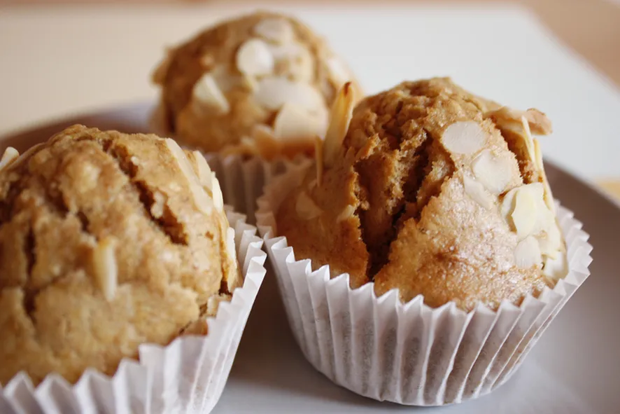 {'en': 'Chocolate muffins', 'es': 'Magdalenas de chocolate'} Image {'en': 'Chocolate muffins', 'es': 'Magdalenas de chocolate'} Image