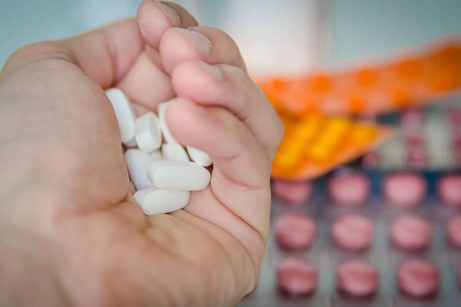 {'en': 'Medications', 'es': 'Medicaciones'} Image