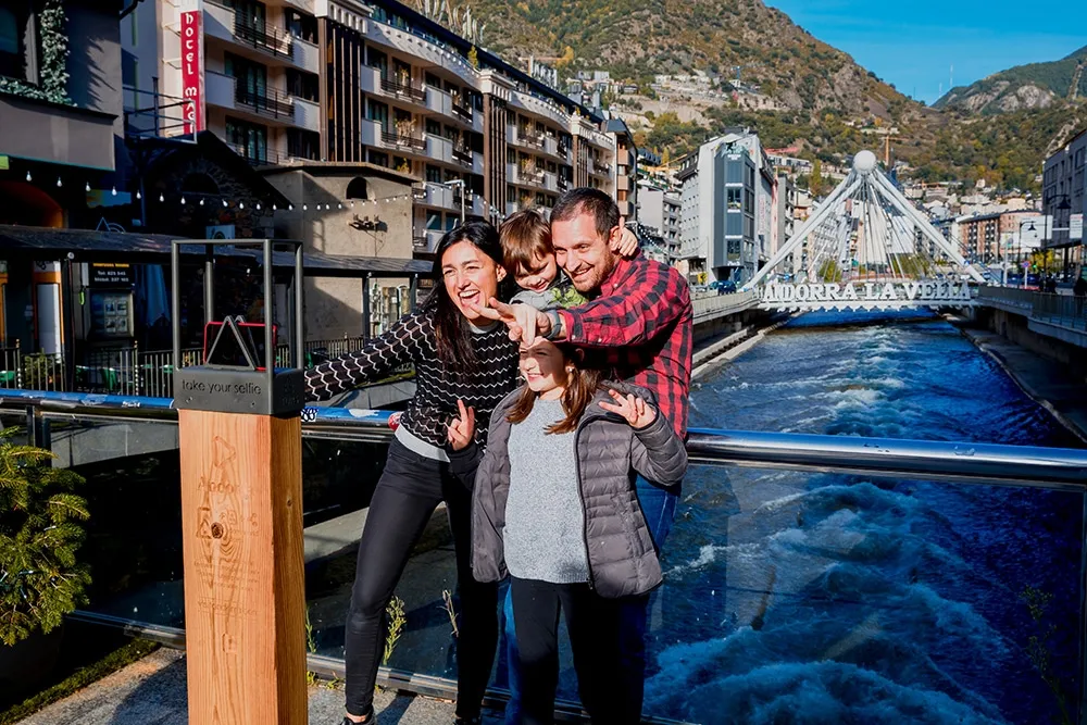 {'en': 'Diabetics in Andorra', 'es': 'Diabeticos en Andorra'} Image {'en': 'Diabetics in Andorra', 'es': 'Diabeticos en Andorra'} Image