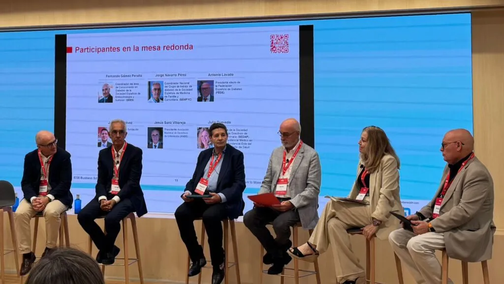 {'en': '35% of patients with type 2 diabetes are still in the shadow', 'es': 'El 35% de los pacientes con diabetes tipo 2 sigue en la sombra'} Image