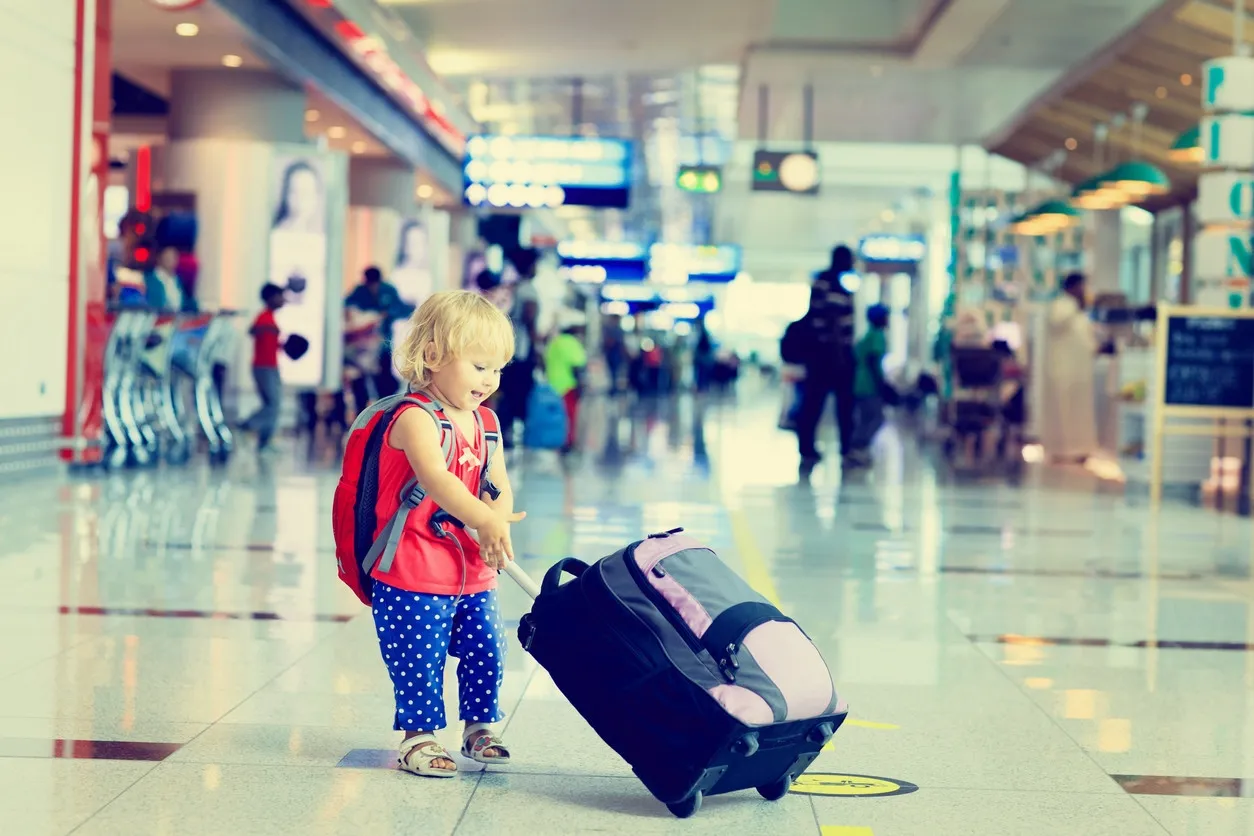 {'en': 'Travel with a type 1 diabetic child', 'es': 'Viajar con un niño diabético tipo 1'} Image {'en': 'Travel with a type 1 diabetic child', 'es': 'Viajar con un niño diabético tipo 1'} Image