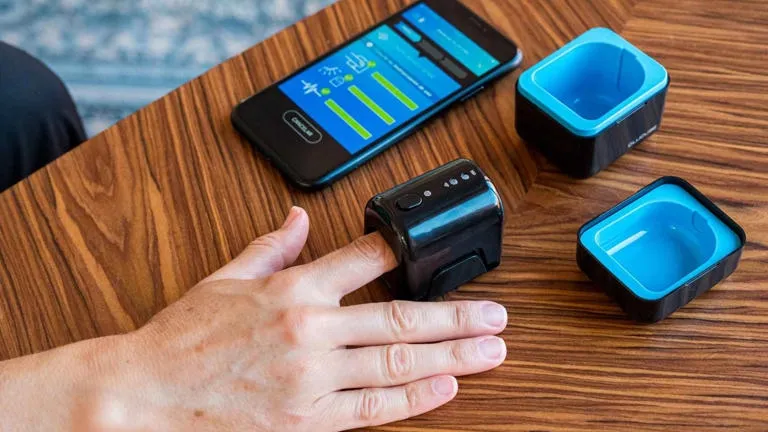 {'en': 'The revolutionary Sevillian invention that ends with the punctures to measure blood glucose', 'es': 'El revolucionario invento sevillano que acaba con los pinchazos para medir la glucosa en sangre'} Image {'en': 'The revolutionary Sevillian invention that ends with the punctures to measure blood glucose', 'es': 'El revolucionario invento sevillano que acaba con los pinchazos para medir la glucosa en sangre'} Image