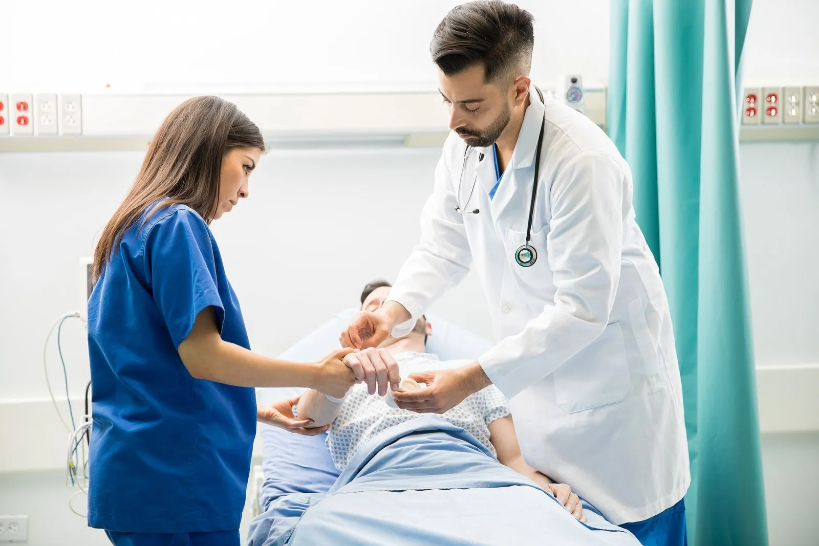 {'en': 'If you use Ozempic to lose weight ... You can end up in emergencies!', 'es': 'Si usas Ozempic para adelgazar... ¡puedes acabar en urgencias!'} Image {'en': 'If you use Ozempic to lose weight ... You can end up in emergencies!', 'es': 'Si usas Ozempic para adelgazar... ¡puedes acabar en urgencias!'} Image
