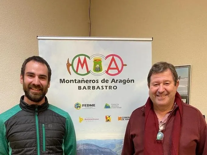 {'en': 'Arturo Carvajal, Objective: Coronar the 16 highest mountains in Spain', 'es': 'Arturo Carvajal, Ojetivo: coronar las 16 montañas más altas de España'} Image {'en': 'Arturo Carvajal, Objective: Coronar the 16 highest mountains in Spain', 'es': 'Arturo Carvajal, Ojetivo: coronar las 16 montañas más altas de España'} Image