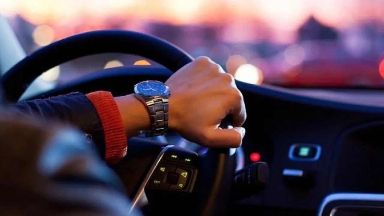{'en': 'Does diabetes affect your ability to drive?', 'es': '¿Afecta la diabetes a tú capacidad para conducir?'} Image {'en': 'Does diabetes affect your ability to drive?', 'es': '¿Afecta la diabetes a tú capacidad para conducir?'} Image