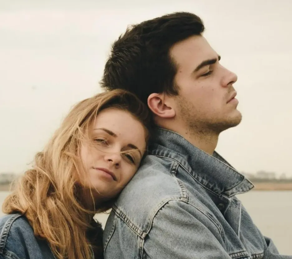 {'en': 'My partner with glycosilada of 8.2', 'es': 'Mi pareja con glicosilada de 8,2'} Image {'en': 'My partner with glycosilada of 8.2', 'es': 'Mi pareja con glicosilada de 8,2'} Image