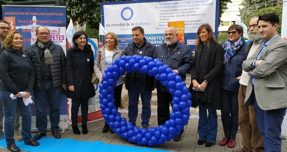{'en': 'A comic awareness about diabetes', 'es': 'Un cómic conciencia sobre la diabetes'} Image {'en': 'A comic awareness about diabetes', 'es': 'Un cómic conciencia sobre la diabetes'} Image