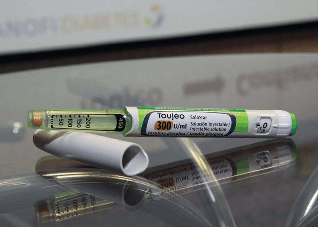 {'en': 'Can you help me with toujeo insulin?', 'es': 'Me podeis ayudar con la insulina Toujeo?'} Image {'en': 'Can you help me with toujeo insulin?', 'es': 'Me podeis ayudar con la insulina Toujeo?'} Image