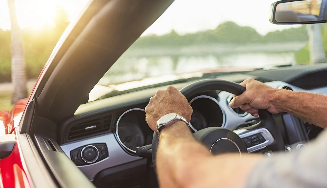 {'en': 'How to act in case of wheel hypoglycemia', 'es': 'Cómo actuar en caso de hipoglucemia al volante'} Image {'en': 'How to act in case of wheel hypoglycemia', 'es': 'Cómo actuar en caso de hipoglucemia al volante'} Image