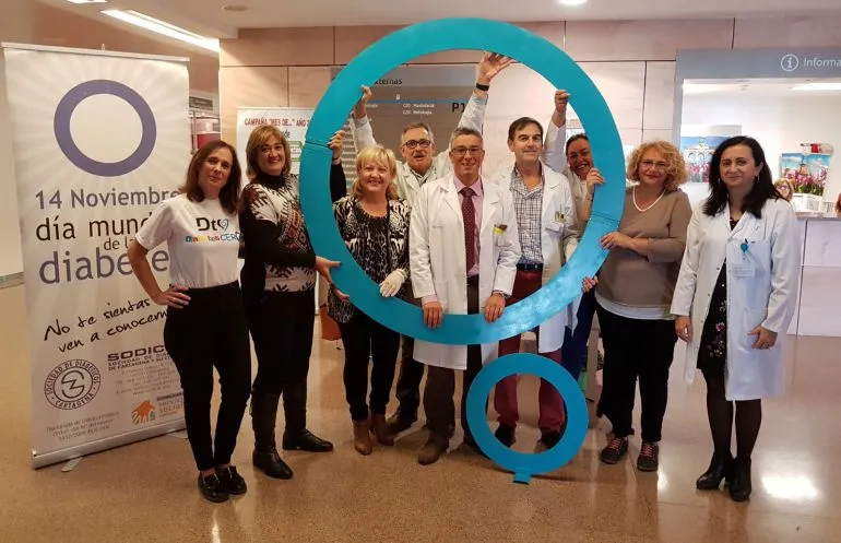 {'en': 'Murcia rehearses an advanced diabetes center', 'es': 'Murcia ensaya un centro avanzado en diabetes'} Image {'en': 'Murcia rehearses an advanced diabetes center', 'es': 'Murcia ensaya un centro avanzado en diabetes'} Image