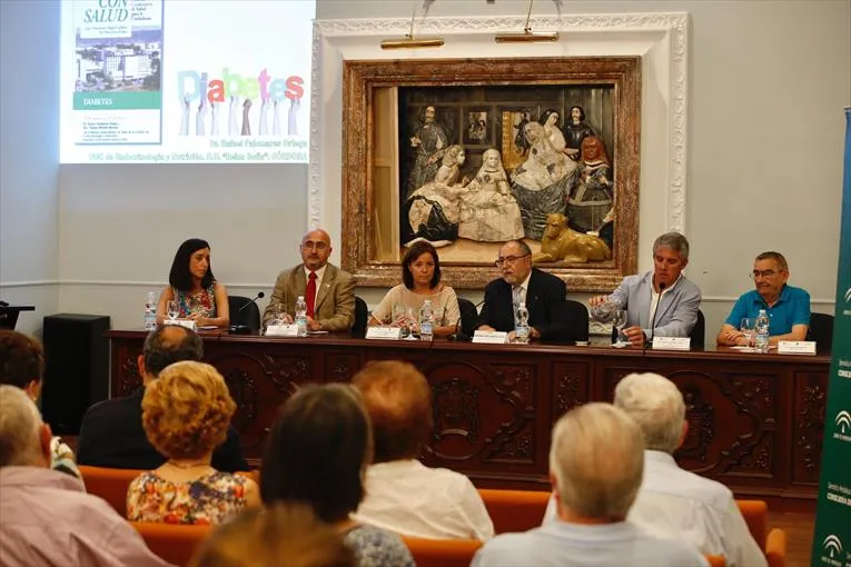 {'en': 'Diabetes puts closure to the cycle "days with health"', 'es': 'La diabetes pone cierre al ciclo «Días con salud»'} Image {'en': 'Diabetes puts closure to the cycle "days with health"', 'es': 'La diabetes pone cierre al ciclo «Días con salud»'} Image