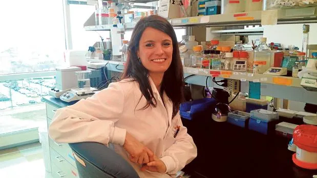 {'en': 'Isabel González: "I have cost the taxpayer a" grassland "to end up exercising outside"', 'es': 'Isabel González: «Le he costado al contribuyente un “pastizal” para acabar ejerciendo fuera»'} Image {'en': 'Isabel González: "I have cost the taxpayer a" grassland "to end up exercising outside"', 'es': 'Isabel González: «Le he costado al contribuyente un “pastizal” para acabar ejerciendo fuera»'} Image