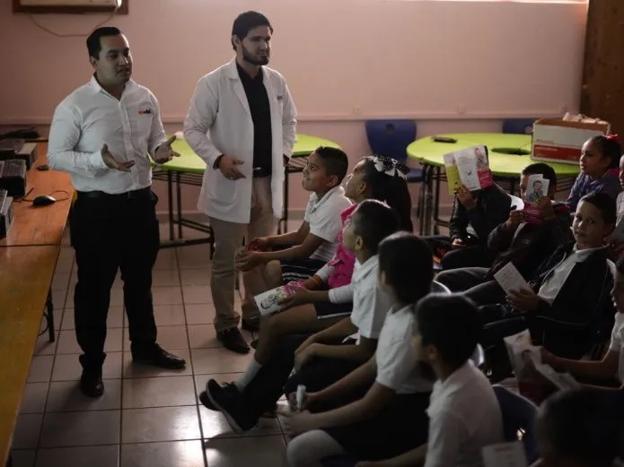 {'en': 'Pilar de Esperanza IAP Foundation Fight Diabetes', 'es': 'Fundación Pilar de Esperanza IAP lucha contra la diabetes'} Image {'en': 'Pilar de Esperanza IAP Foundation Fight Diabetes', 'es': 'Fundación Pilar de Esperanza IAP lucha contra la diabetes'} Image