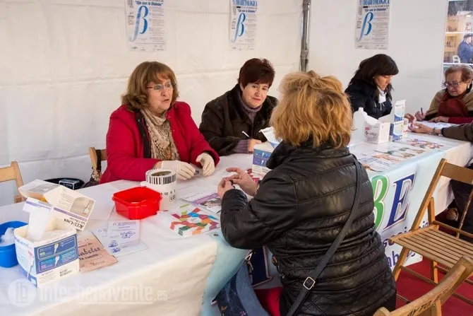 {'en': 'Once detects 5 possible cases of diabetes of almost 300 glycemia', 'es': 'AdiBe detecta 5 posibles casos de diabetes de casi 300 glucemias'} Image {'en': 'Once detects 5 possible cases of diabetes of almost 300 glycemia', 'es': 'AdiBe detecta 5 posibles casos de diabetes de casi 300 glucemias'} Image