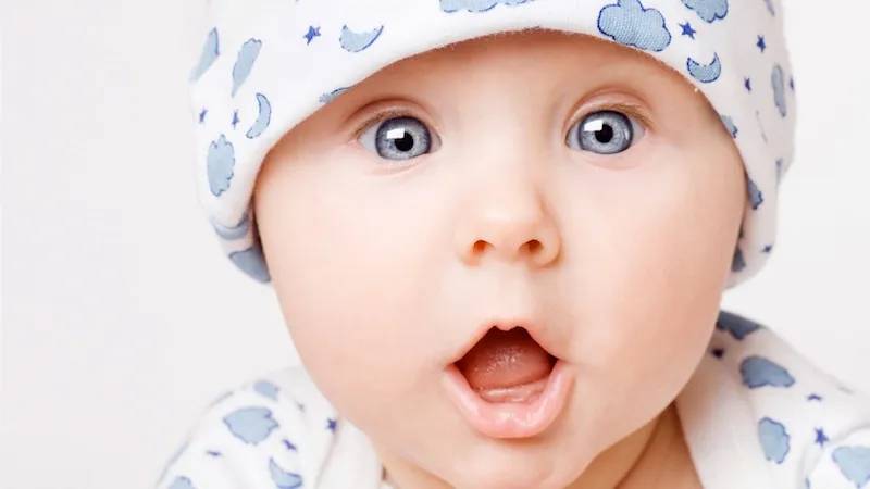 {'en': 'Could colds and other infections of babies increase the risk of type 1 diabetes?', 'es': '¿Podrían los resfriados y otras infecciones de los bebés aumentar el riesgo de diabetes tipo 1?'} Image {'en': 'Could colds and other infections of babies increase the risk of type 1 diabetes?', 'es': '¿Podrían los resfriados y otras infecciones de los bebés aumentar el riesgo de diabetes tipo 1?'} Image