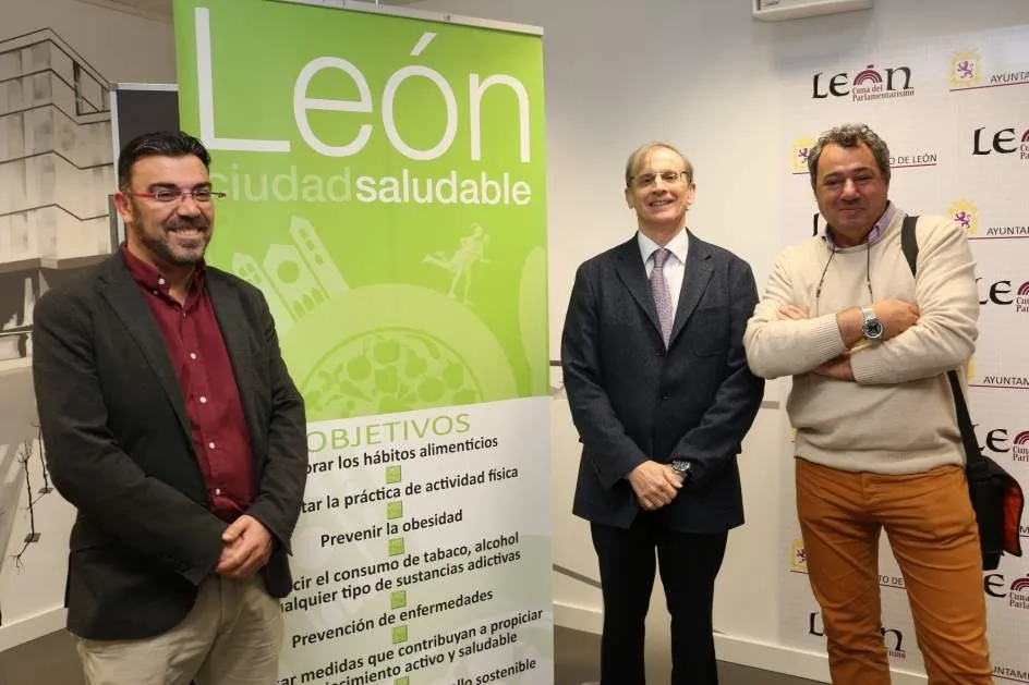 {'en': 'León City Council organizes Colloquio on the occasion of World Diabetes Day', 'es': 'Ayuntamiento de León organiza coloquio con motivo del Día Mundial de la diabetes'} Image {'en': 'León City Council organizes Colloquio on the occasion of World Diabetes Day', 'es': 'Ayuntamiento de León organiza coloquio con motivo del Día Mundial de la diabetes'} Image